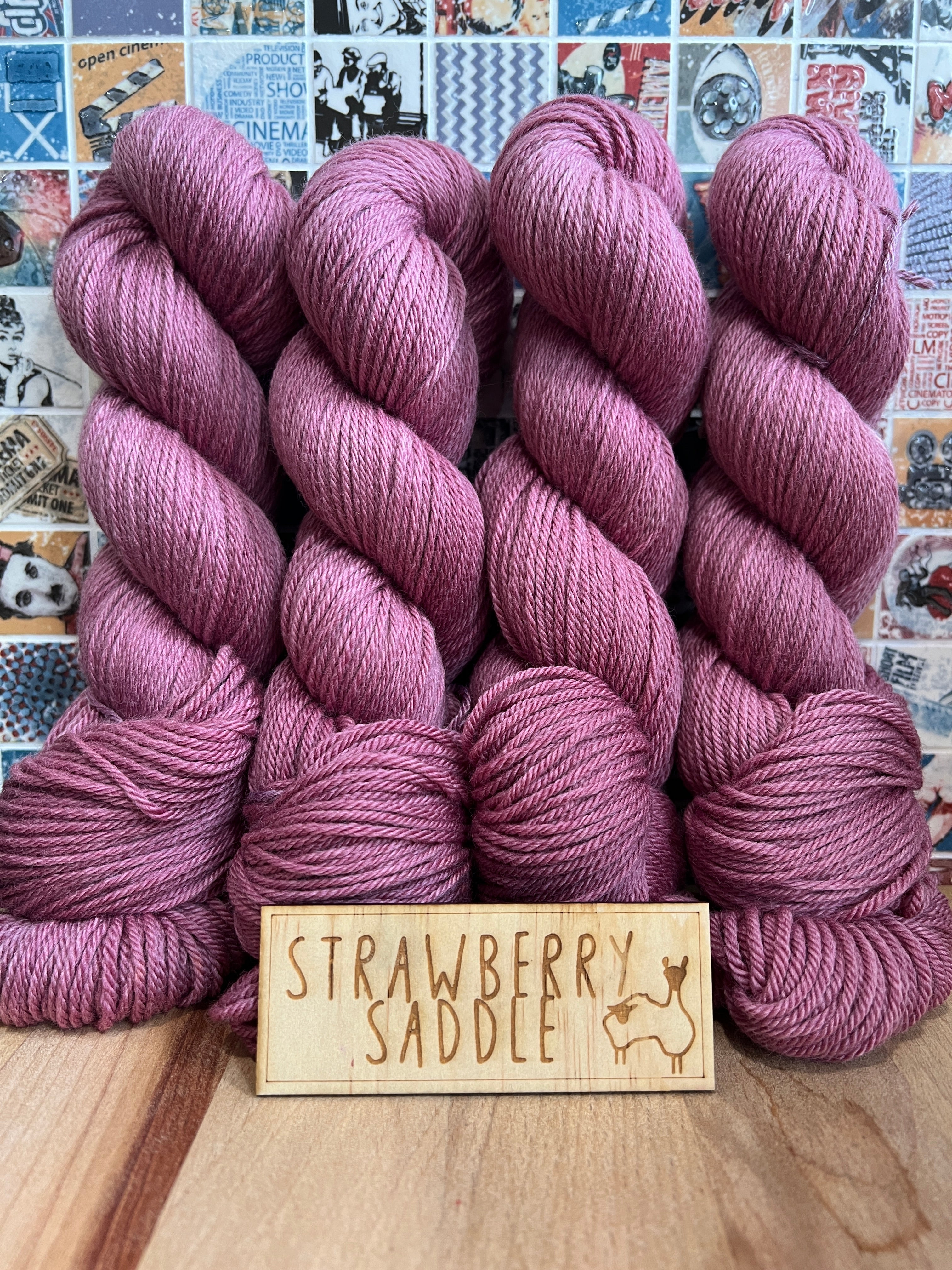 Strawberry Saddle - 100% Australian SRS Merino (Non-Mulesed) : Nylon