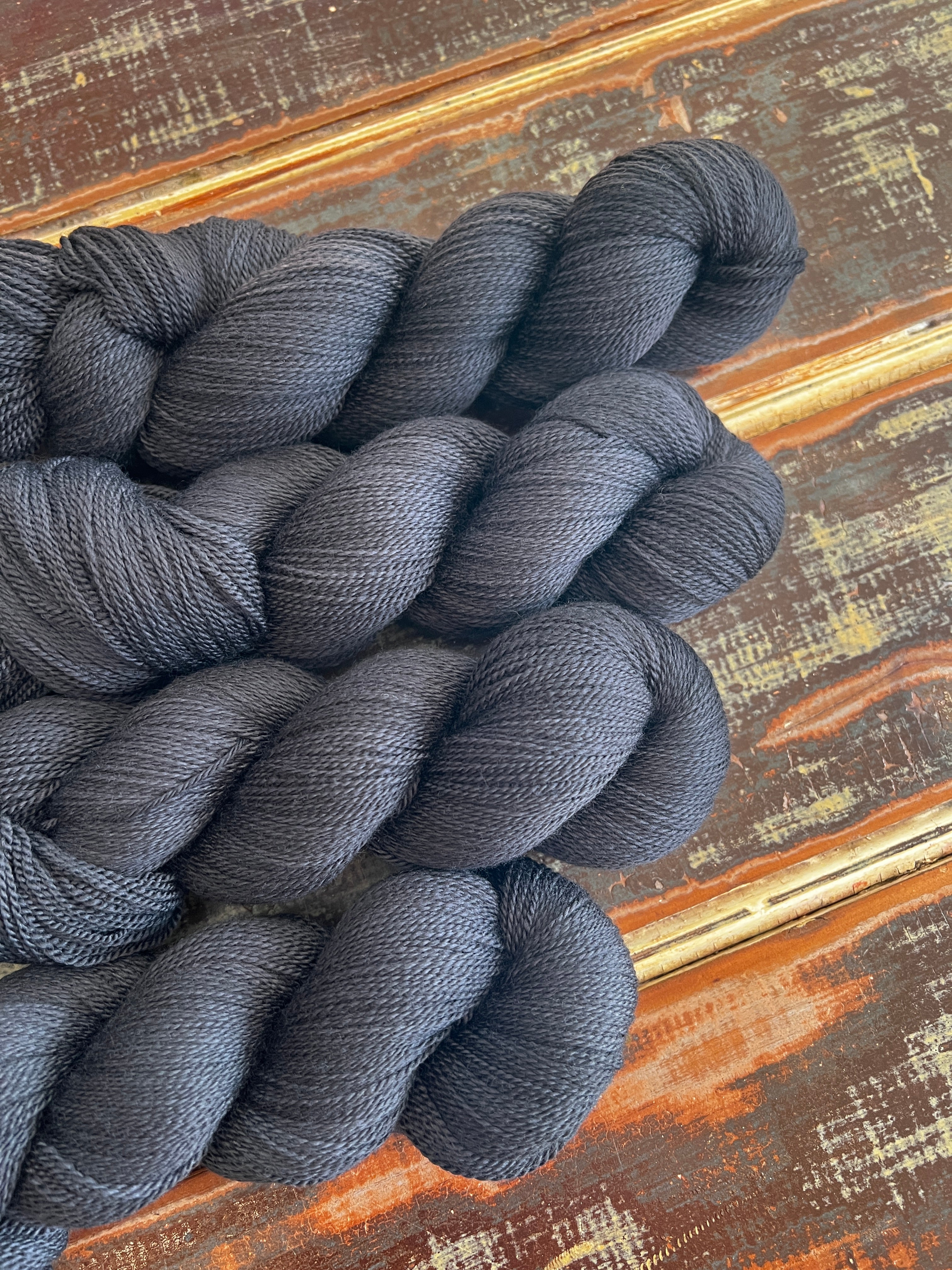 Black Cat - 60% Australian SRS Merino 40% Alpaca (Non-Mulesed)