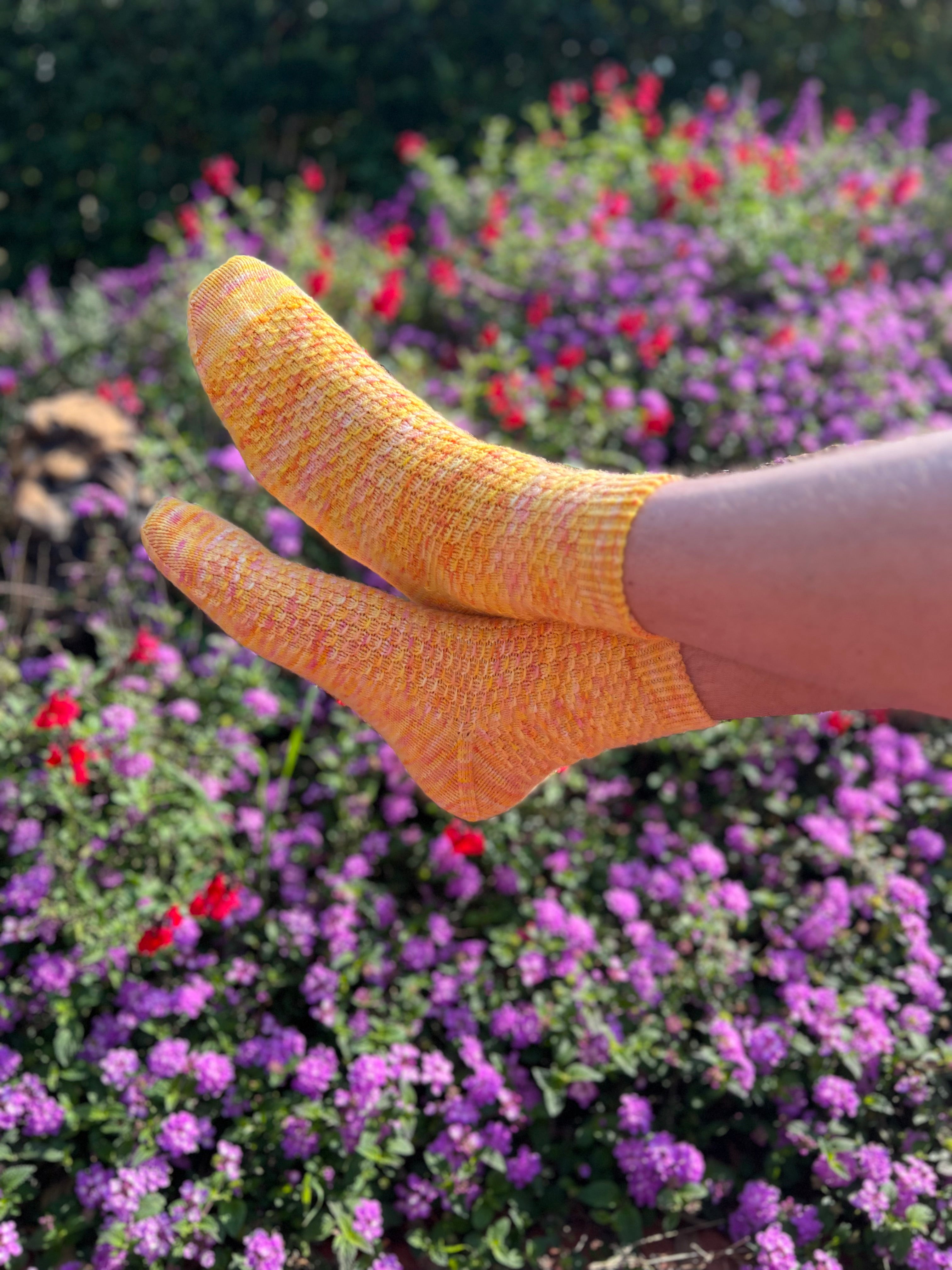 Melt Sock Pattern by Pru Raymond - Digital Knitting Pattern