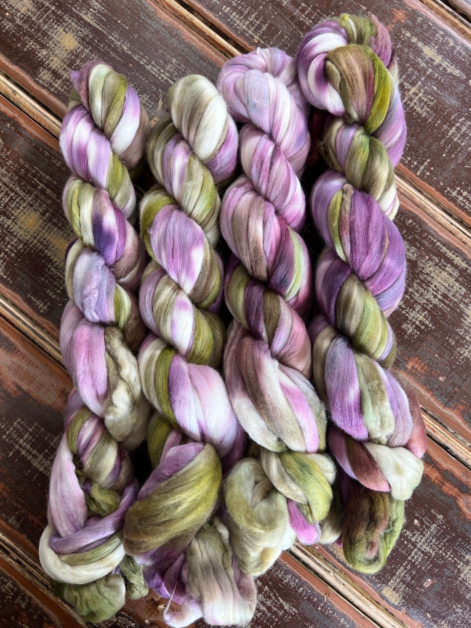 Magnolia - Merino Roving - Morepork Owl